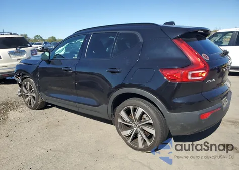 2021 Volvo Xc40 Recharge z USA, uszkodzony, nr VIN YV4ED3URXM2522226
